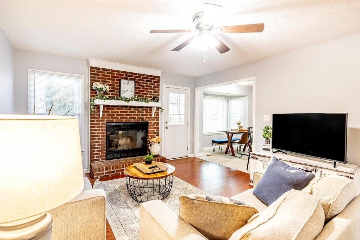 The Cliffdale Cottage Fayetteville Bagian luar foto